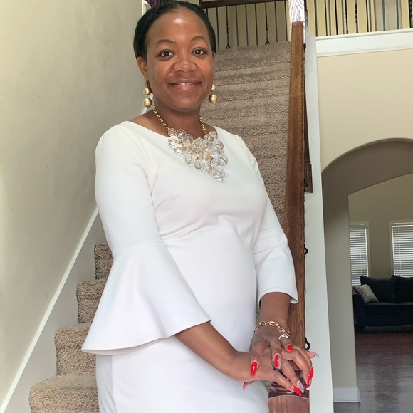 Meet your Posher, Charlene - Picture 2 of 2